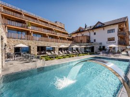 Tratterhof Mountain Sky Hotel