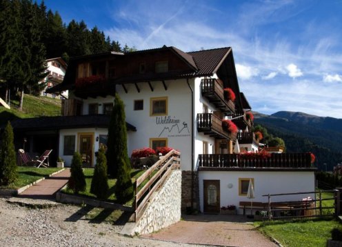 Waldheim Appartements in Afers in Südtirol mit Hund