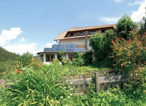 Pension & Restaurant Fichtenhof in Gfrill bei Salurn in Südtirol