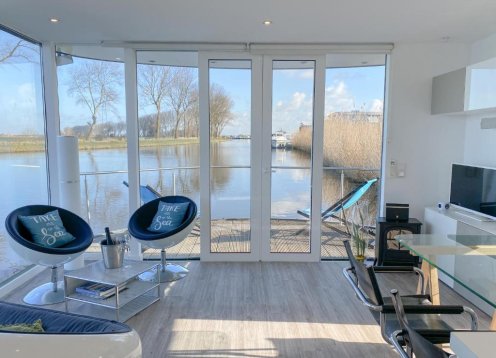 Homeboat - Glamping Hausboot in Nieuwpoort Belgien auch mit Hund