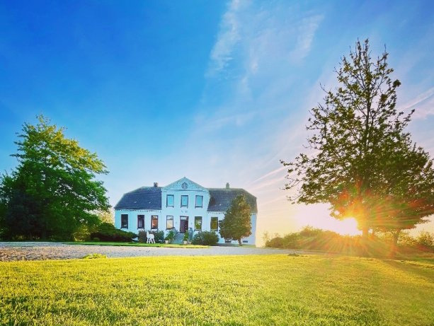 Historisches Hofgut in Alleinlage am Meer Insel Fehmarn Lemkenhafen
