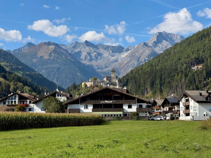 Hotel Mirabell ***S in Sand in Taufers Südtirol Urlaub mit Hund